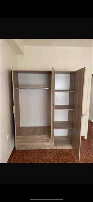 Armadi nuovi in vendita