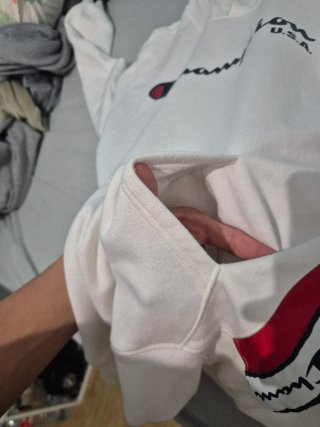 Sudadera Champion USA con detalles