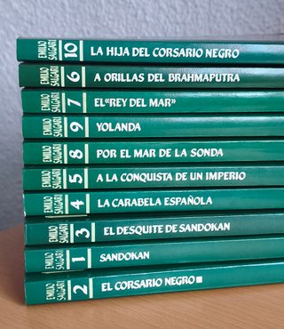 Colección de libros de Emilio Salgari