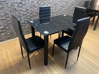 Mesa negra + 4 sillas moderna NUEVO.
