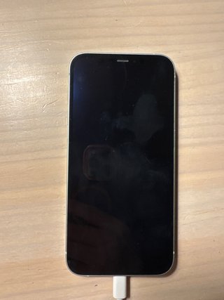 iPhone 12 Apple (precio negociable)