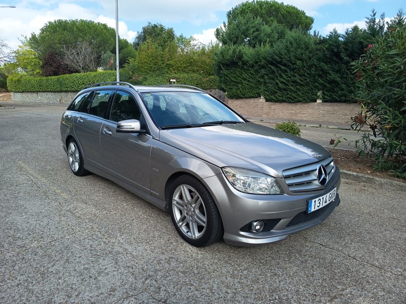 Mercedes-Benz Clase C C Estate 220 CDI Avantgarde Aut 5p (S204) 2009