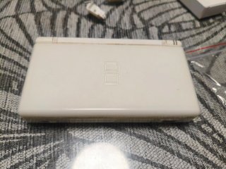 Nintendo DS Lite per parti