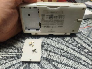 Nintendo DS Lite per parti