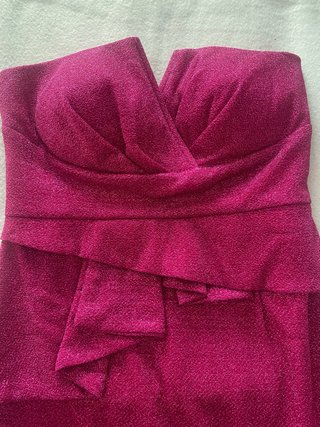 Vestido de fiesta fucsia