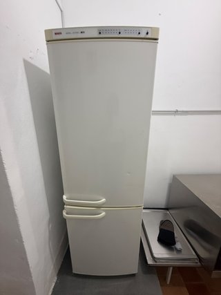 Nevera Bosch No Frost – Frigorífico y congelador