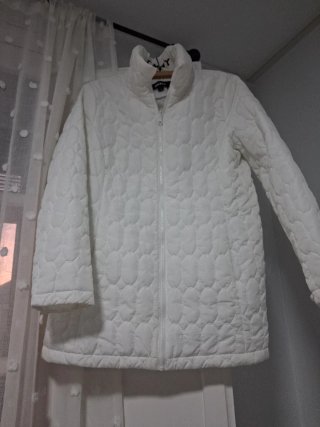 Chaqueta ligera blanca DKNY