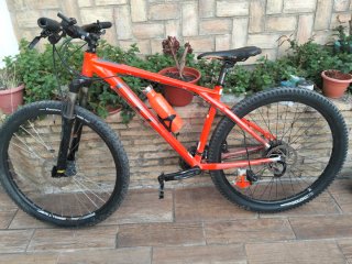 Bicicleta de Montaña Naranja