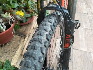 Bicicleta de Montaña Naranja
