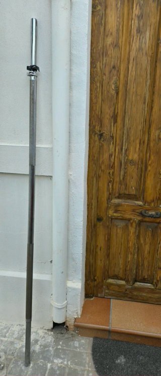 Barra mazisa de pesas 28mm 180cm, 9-10kg.
