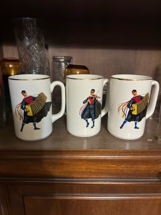 Set de 3 Tazas de Tuna antiguas