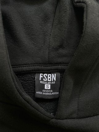 Sudadera con capucha negra talla S