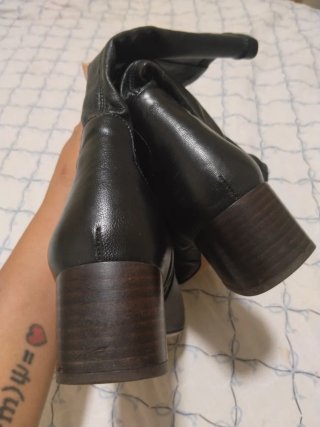 Botines de piel negros