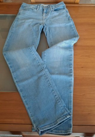 Pantalón Levi's 712 Slim Talla 25