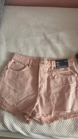 Pantalón corto vaquero rosa talla 42