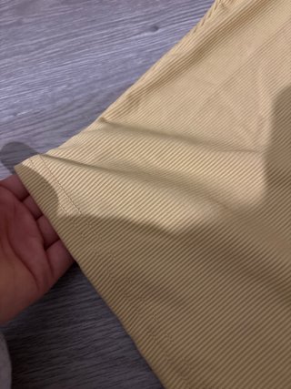 Camiseta de tirantes amarilla