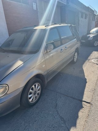 KIA Carnival 2004