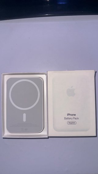Apple MagSafe Battery Pack