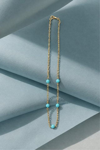 Collar baño Oro 18k con cuentas turquesa