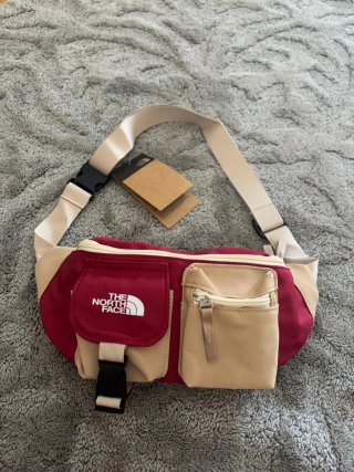 Riñonera The North Face Roja y Beige