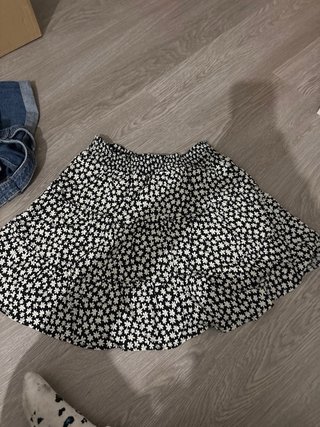 Falda corta estampada flores