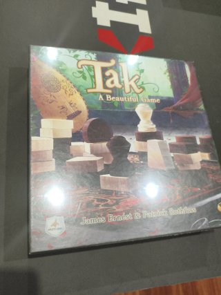 Tak. Juego de mesa