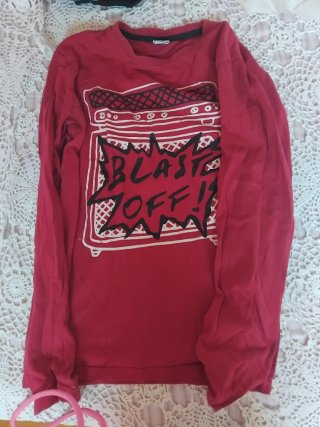 Camiseta roja Blast Off!