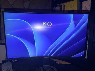 Monitor Gigabyte M32UC 31.5 4K 160Hz FreeSync