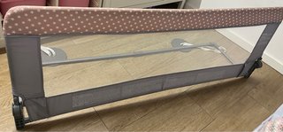 Barrera de seguridad para cama infantil
