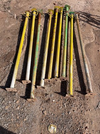 Puntales de obra metálicos (lote)