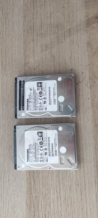 Lote 2 Discos Duros Toshiba 1TB 2.5"