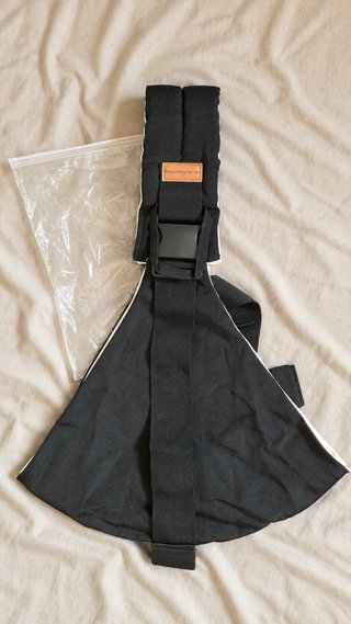 Porta-bebe lateral - Preto (novo, nunca usado)
