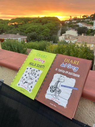 El tercer en discòrdia/ Mala sort!
