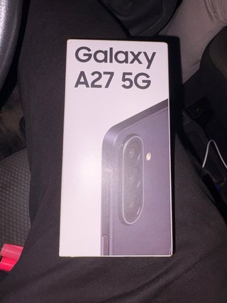 Samsung Galaxy A27 5G con caja y cargador original