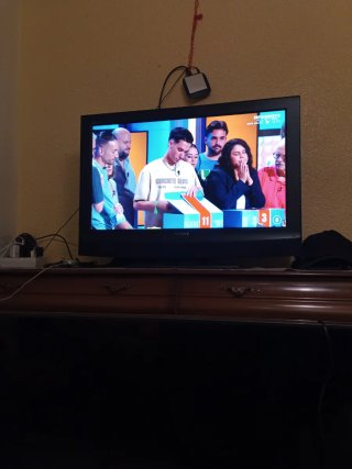 TV Sony BRAVIA 32 Negra.LCD .
