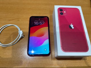 Apple iPhone 11 64GB Rojo (Red Product)