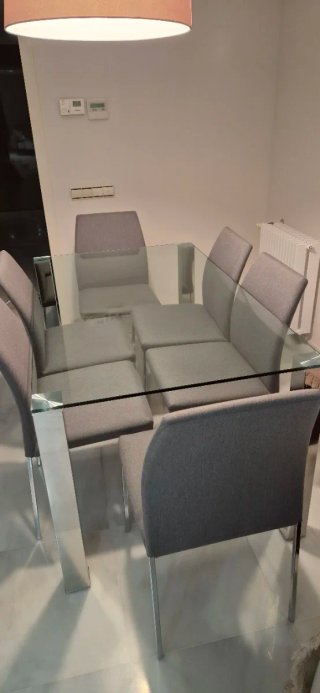 Mesa comedor cristal y 8 sillas