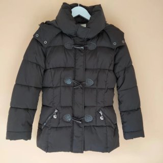 Parka Plumífero Marrón.