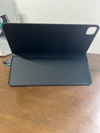 Logitech Flip Folio Cover Tastiera iPad Pro/Air 13