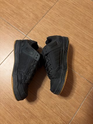 Zapatillas Globe Negras