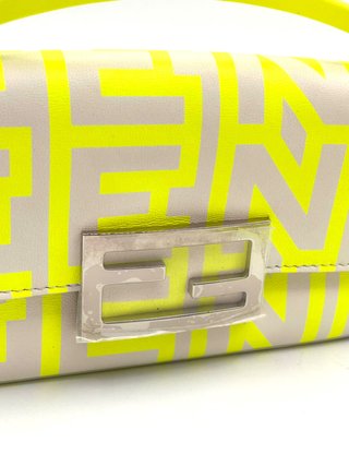 Borsa Fendi Baguette Fluor