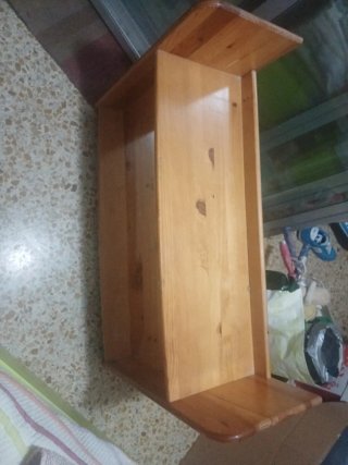 Estantería de madera