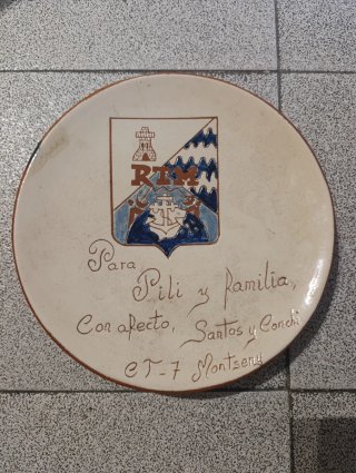 Plato decorativo de cerámica