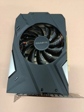 Tarjeta Gráfica Gigabyte GTX 1650 D6 OC 4GB