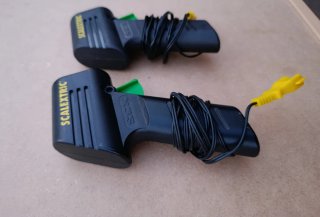 Pareja de Mandos Scalextric (SCX)