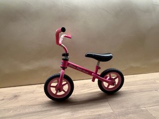 Bicicleta de equilibrio Chicco rosa
