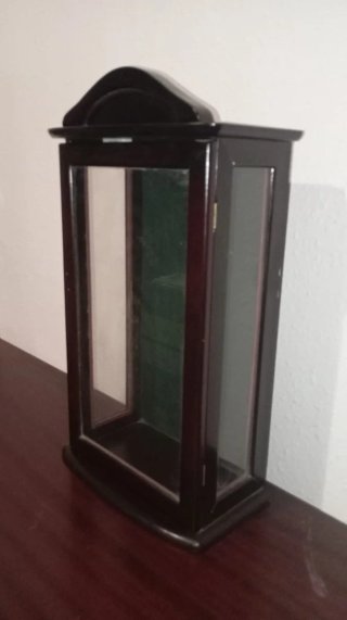Vetrina antica in legno e vetro