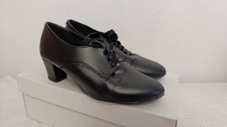 Zapatos de baturra negros mujer