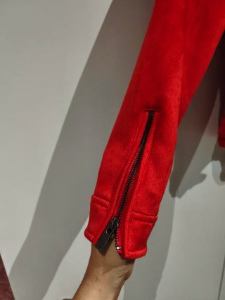 Chaqueta biker roja de antelina Only - Talla 38