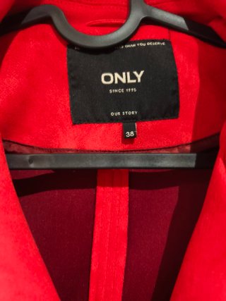 Chaqueta biker roja de antelina Only - Talla 38